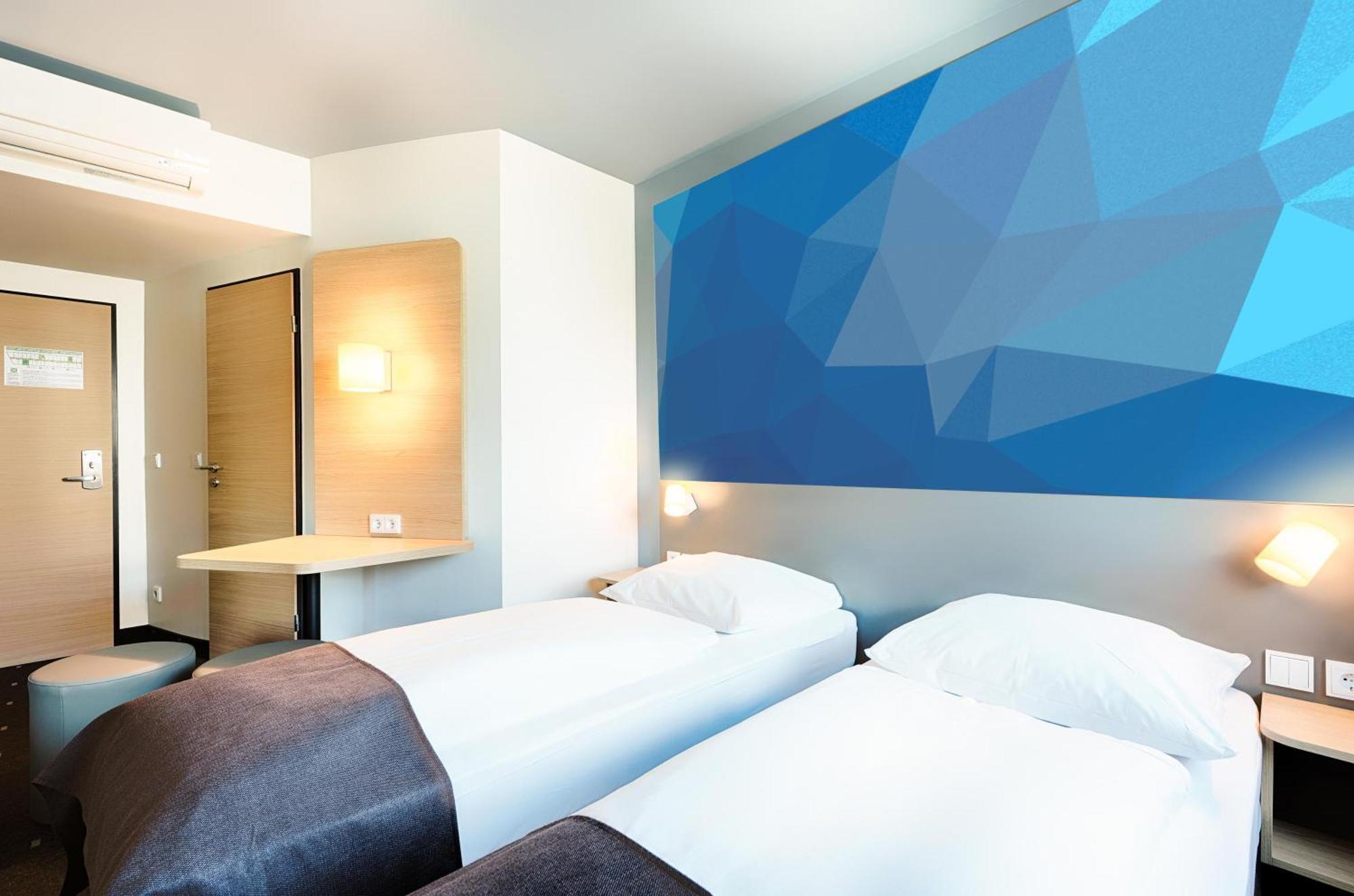 B&B Hotel Bruchsal-Karlsdorf Exterior photo